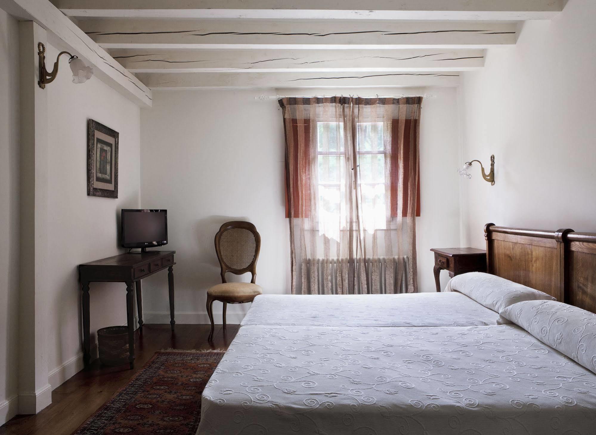 Hotel Iraragorri Galdakao Eksteriør bilde